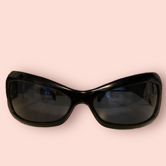 Authentic Versace sunglasses - Picture 2 of 8